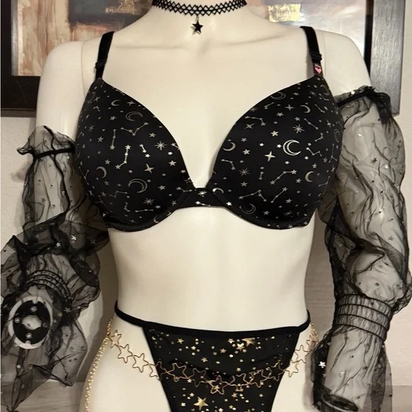 Victoria's Secret Black Star & Moon Push-Up Bra Set - Picture 6 of 13